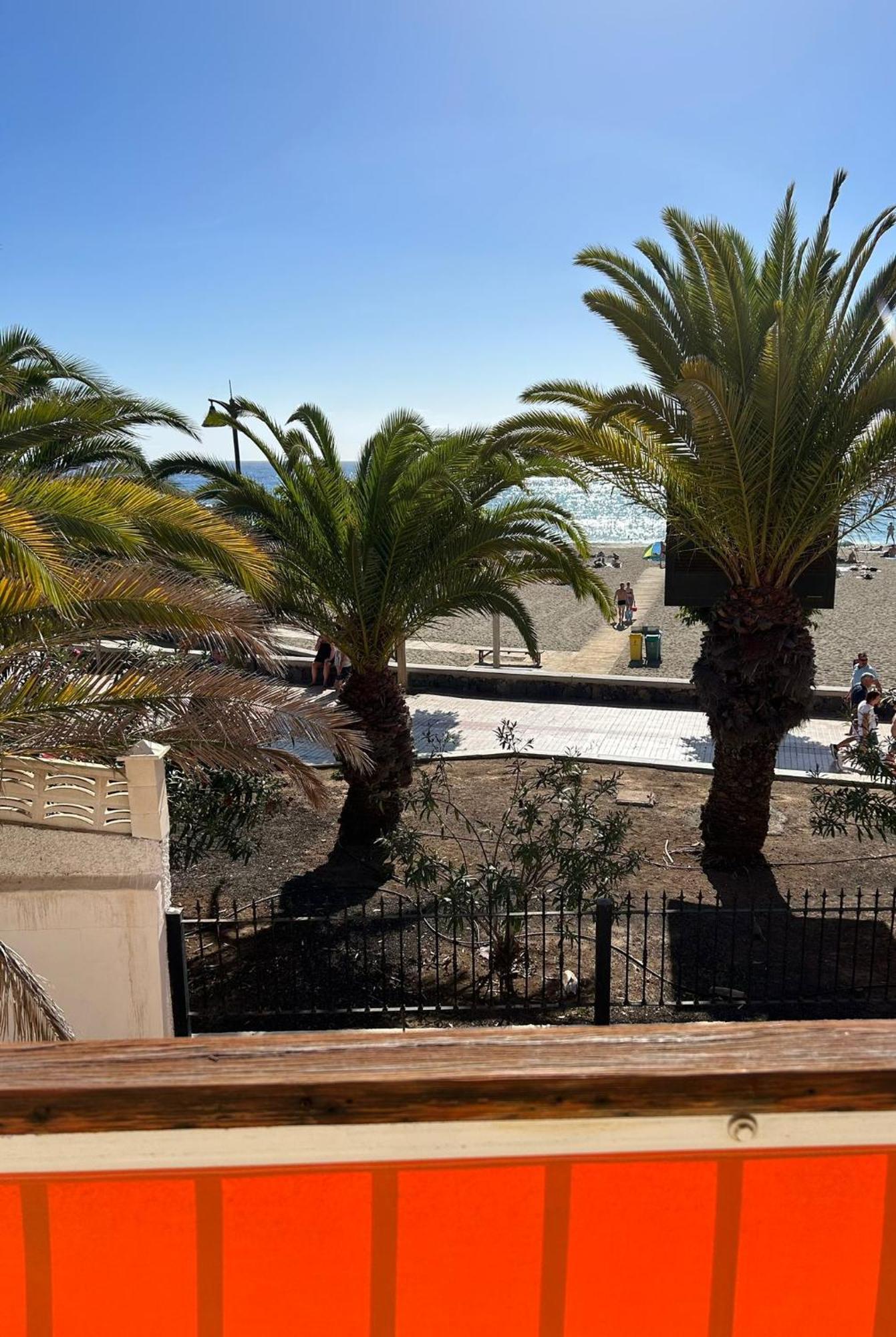 Prime Beachfront Location, Free Parking, Steps To The Sand Los Cristianos  Exterior foto