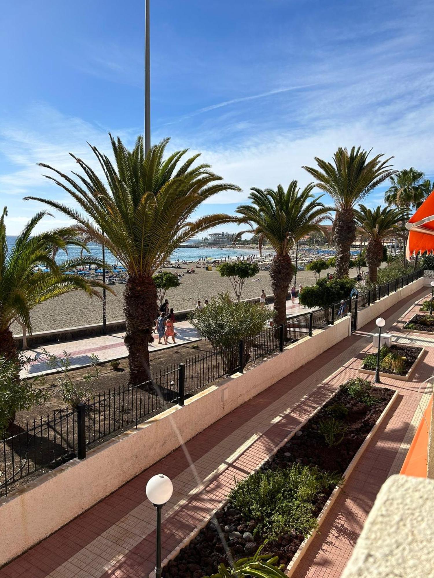 Prime Beachfront Location, Free Parking, Steps To The Sand Los Cristianos  Exterior foto